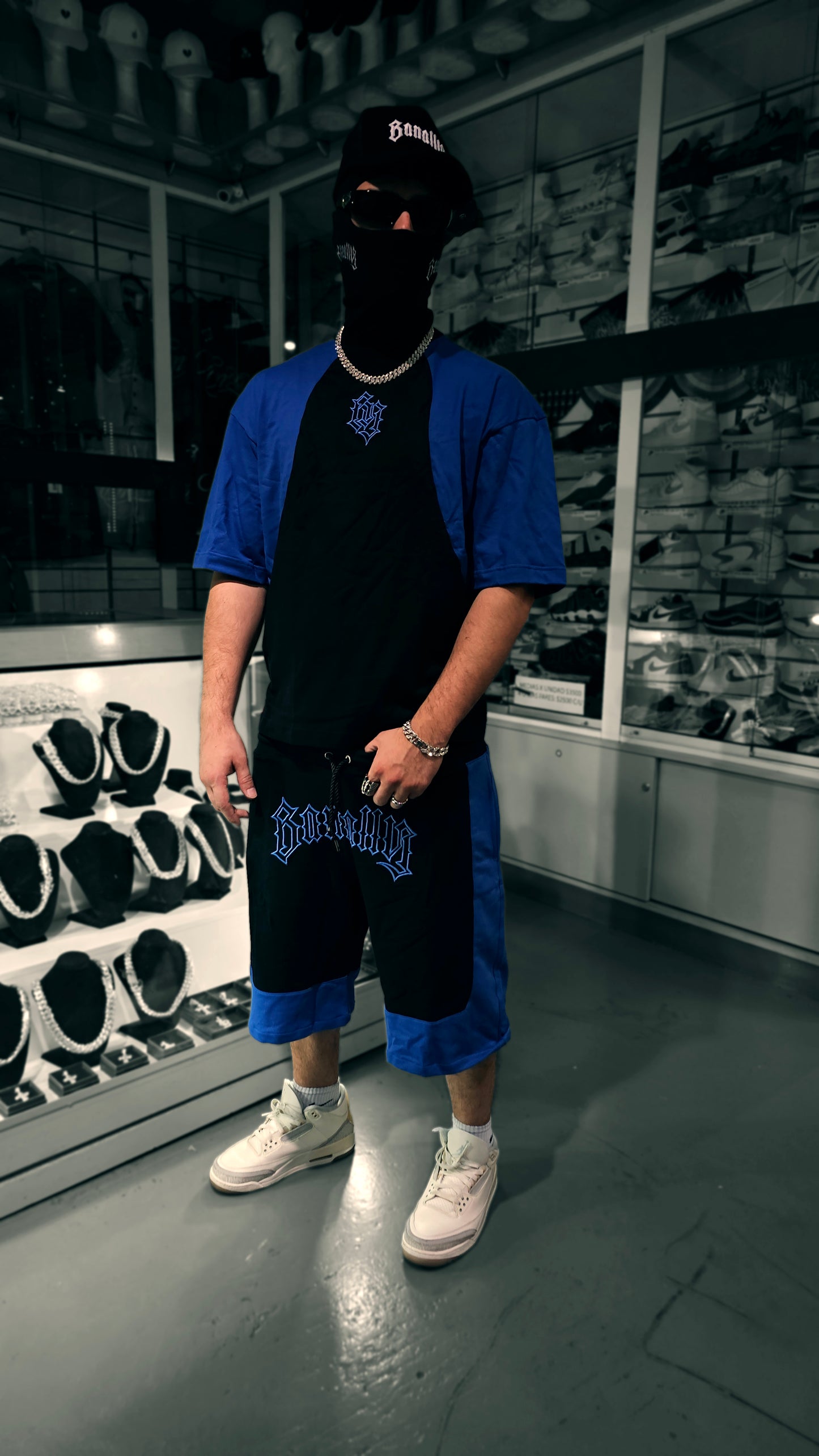 Short BANALLY Combinado - Azul y Negro