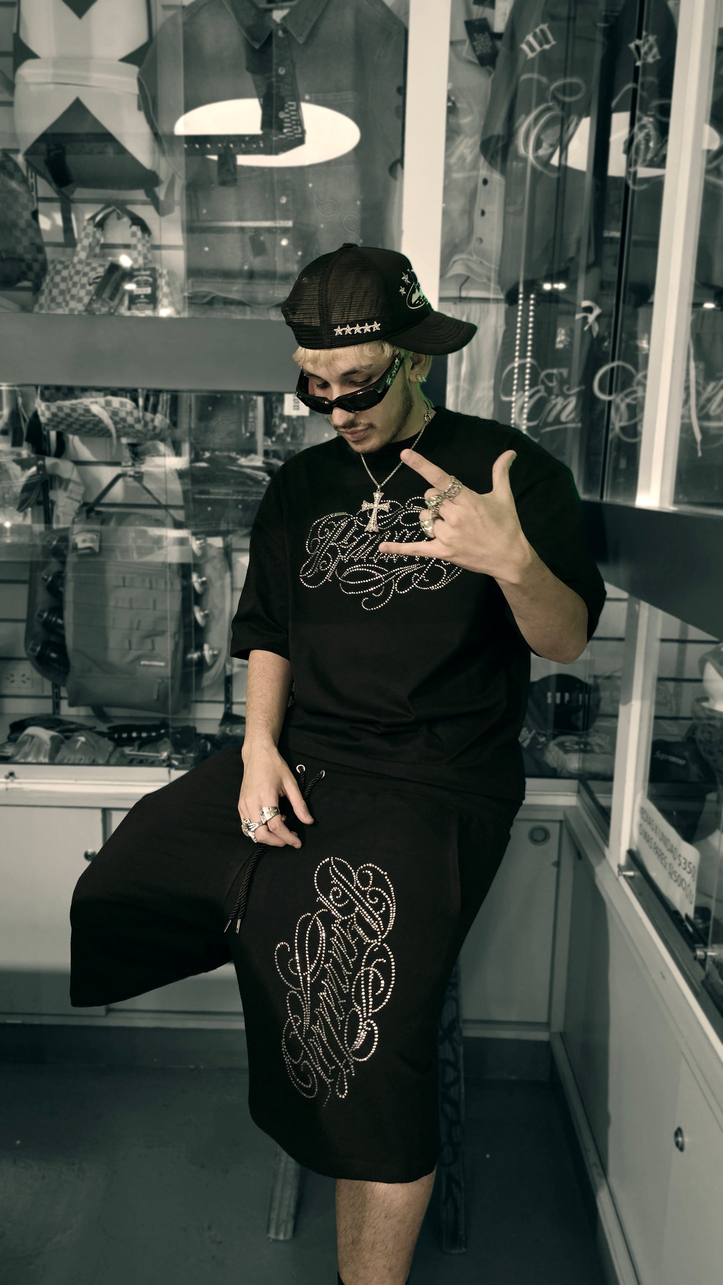 Conjunto BANALLY Full ice - Cursiva logo