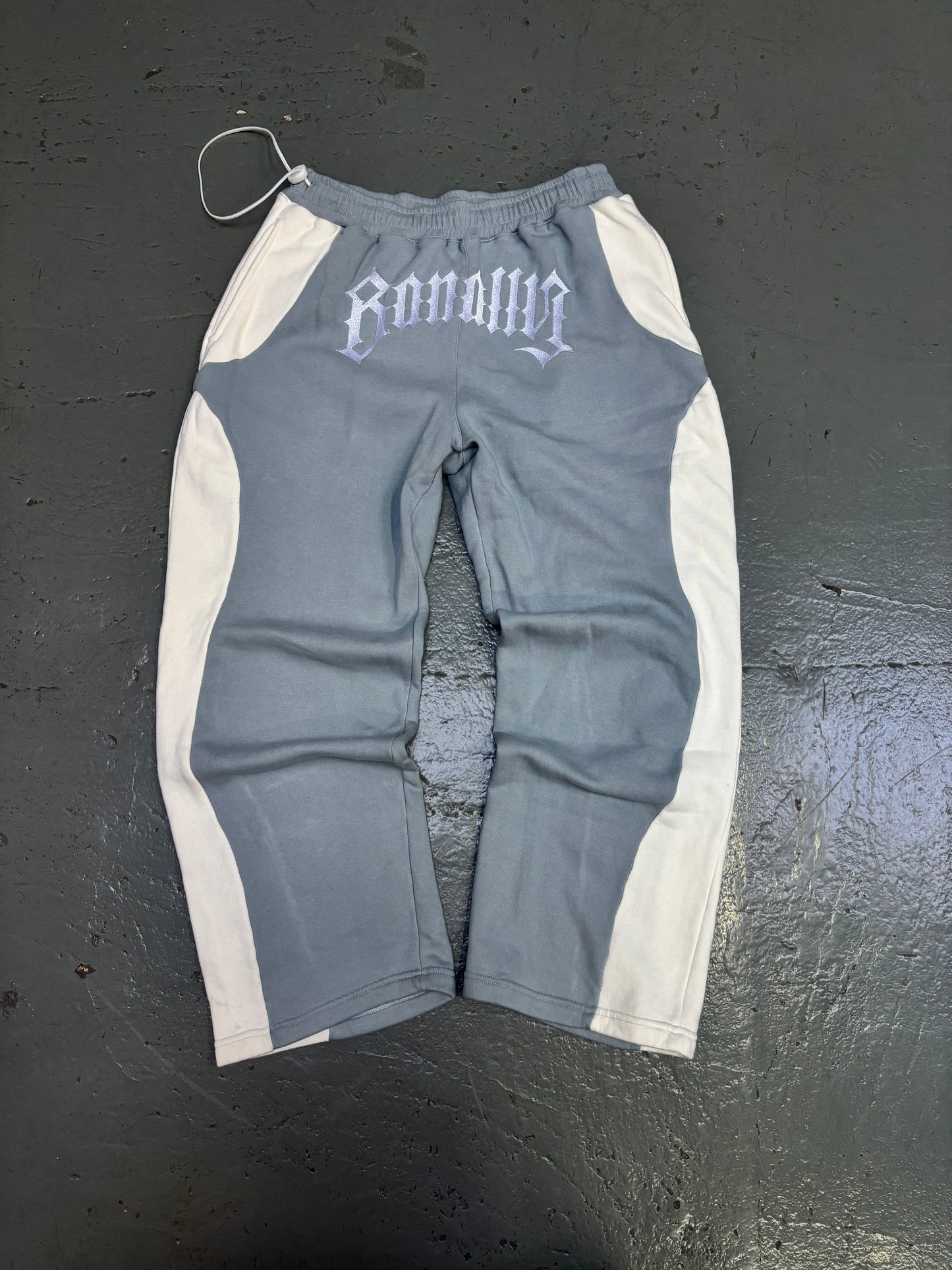 BANALLY ¨URBAN CLOUD¨ TRACKSUIT - DOLPHIN