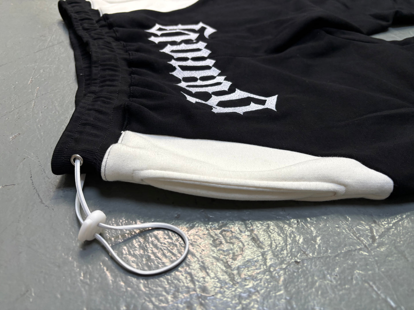 BANALLY ¨URBAN CLOUD¨ TRACKSUIT - BLACK